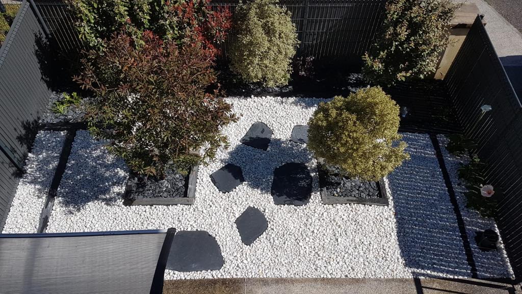 Création d’un jardin minéral dans le Médoc